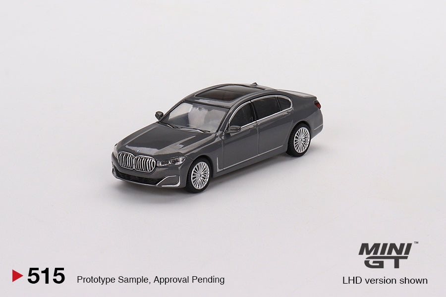 #515 - BMW 750Li xDrive Bernina (Grey Amber Effect)