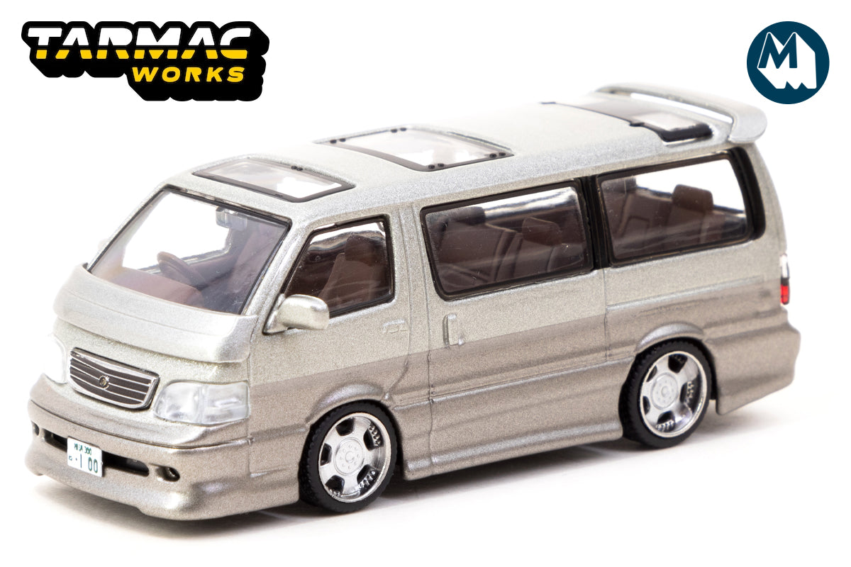 Toyota Hiace Wagon Custom Silver/Brown