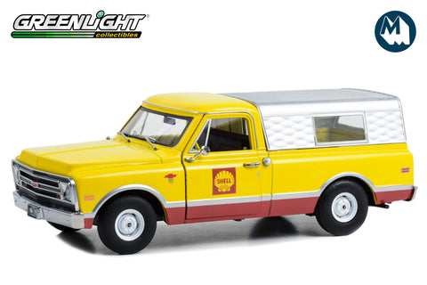 1:24 - 1968 Chevrolet C-10 with Camper Shell / Shell Oil