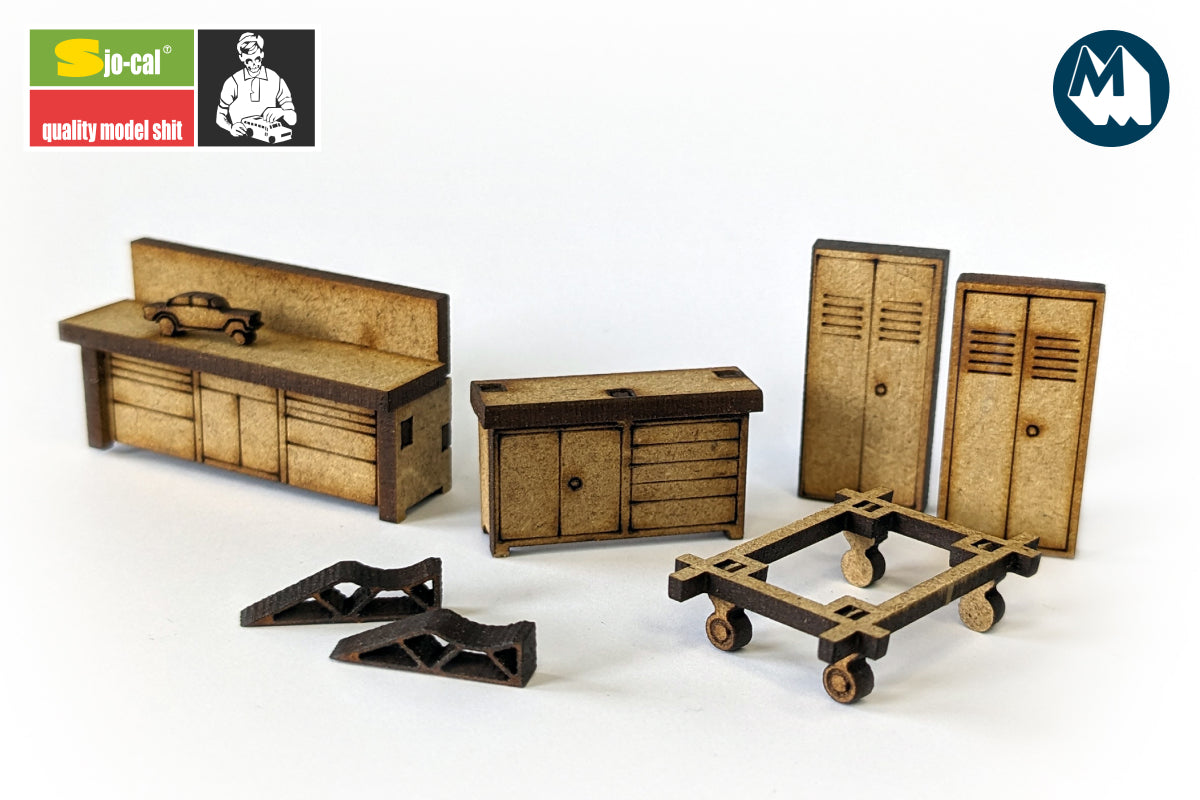 1:64 Diorama Mini Kit - Shop Shit