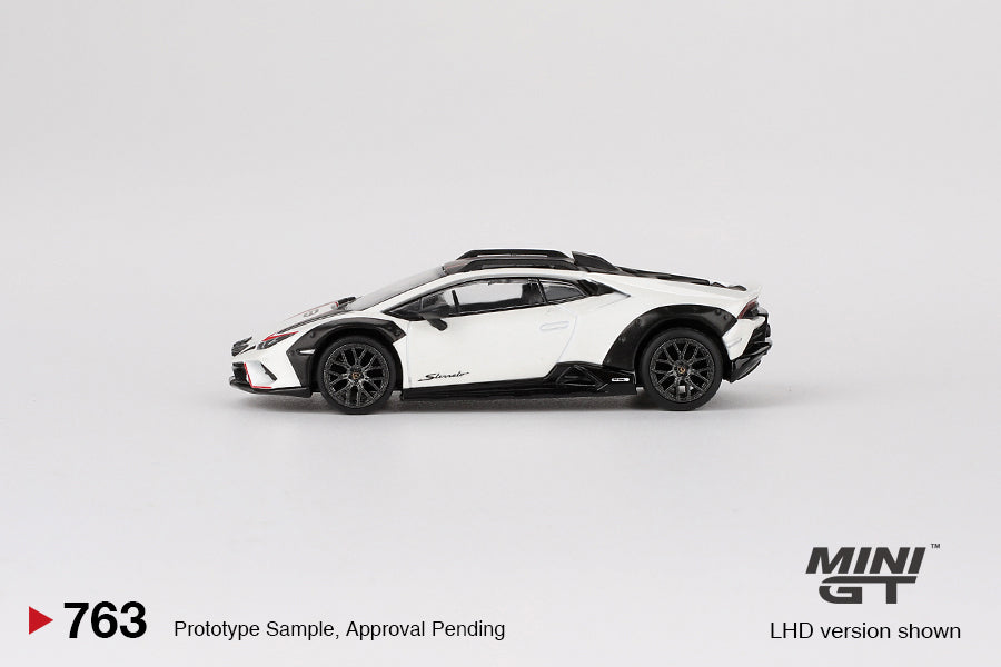 #763 - Lamborghini Huracán Sterrato Bianco Asopo
