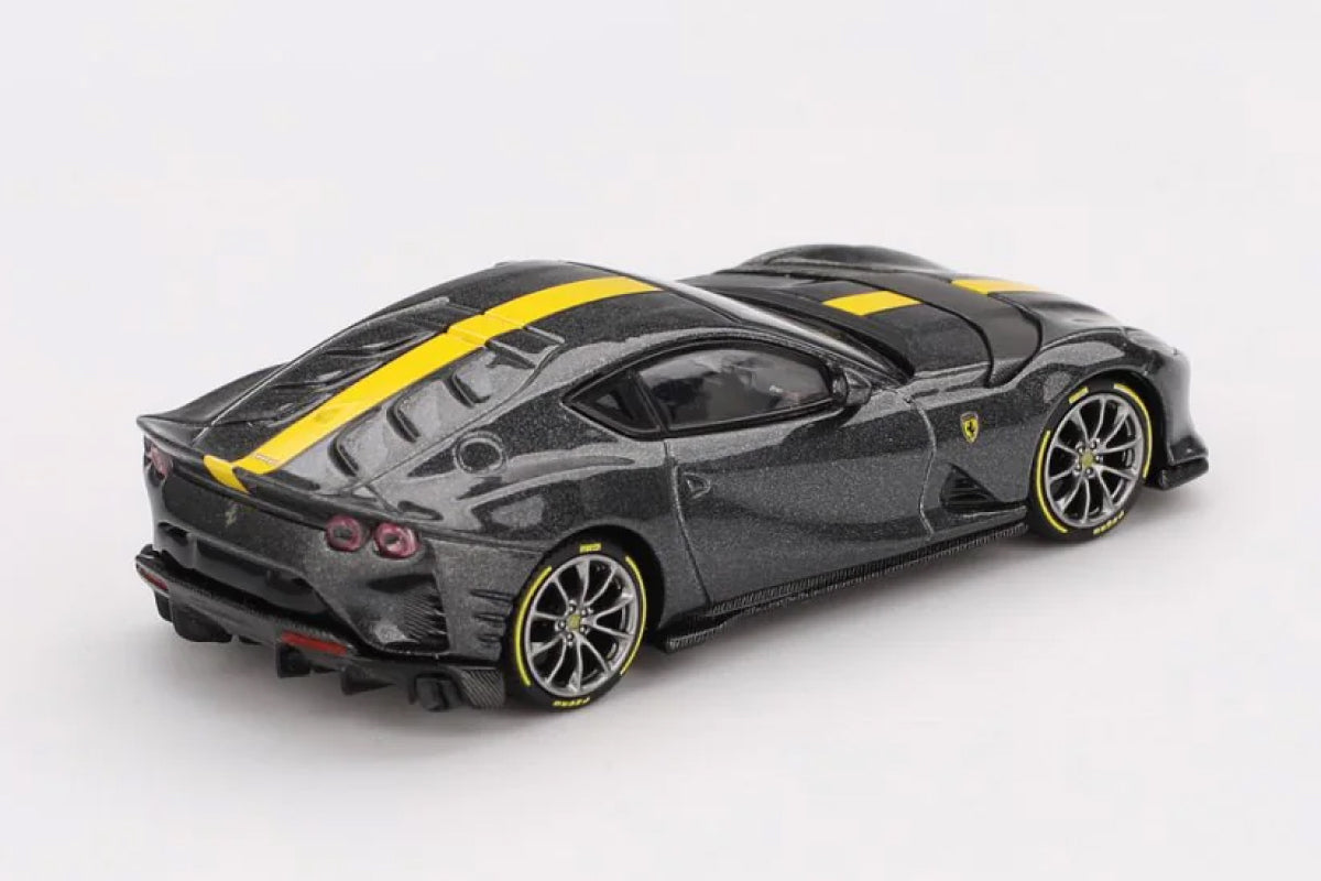 Ferrari 812 Competizione (Giallo Competizione)