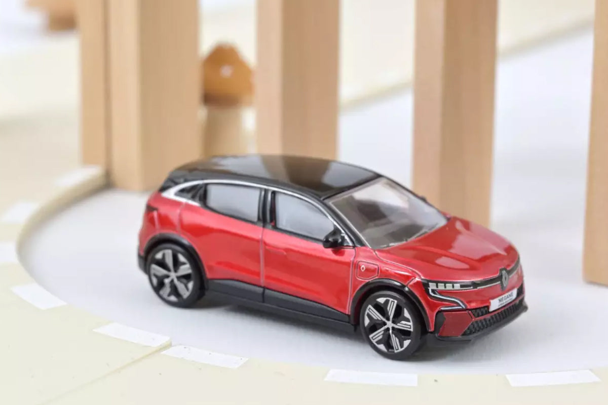 2022 Renault Megane E-Tech 100% Electric (Flame Red and Black)