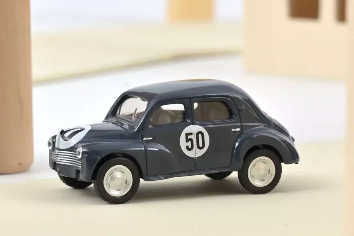 1951 Renault 4CV - Racing 50