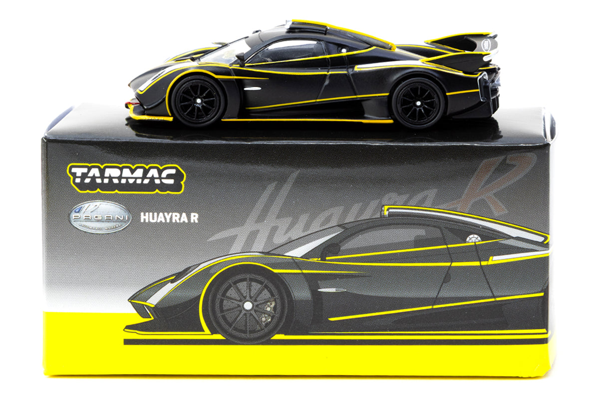 Pagani Huayra R (Matt Black / Silver)