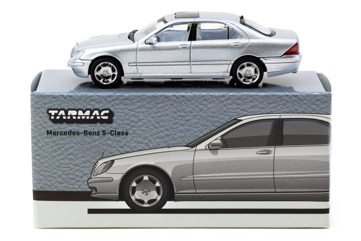 Mercedes-Benz S-Class (Brilliant Silver Metallic)