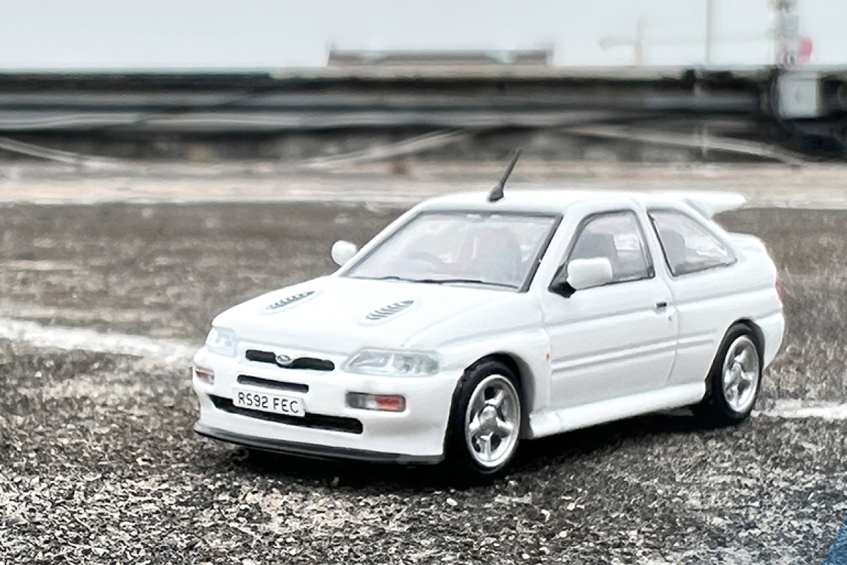Ford Escort RS Cosworth (White)