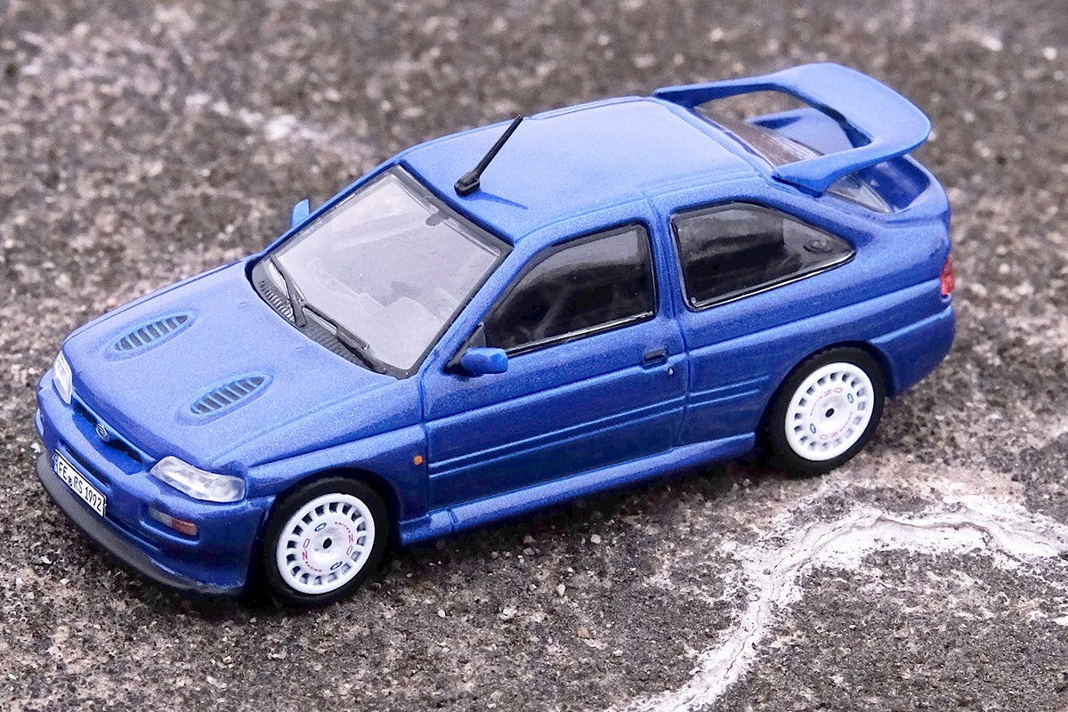Ford Escort RS Cosworth with Oz Rally Racing Wheels (Metallic Blue)