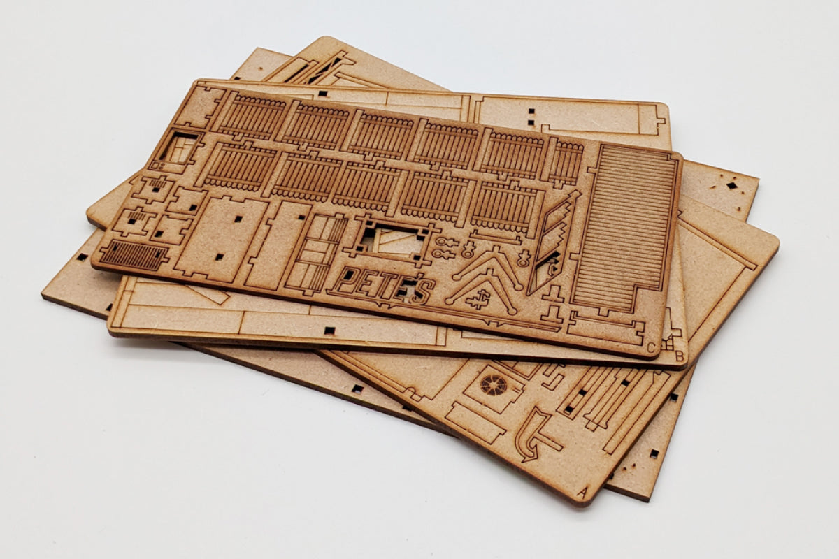 1:64 Diorama Kit - Pete's Bodyshop