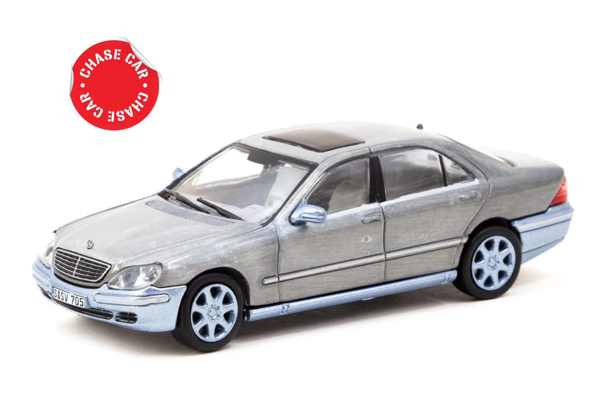 Mercedes-Benz S-Class (Horizon Blue Metallic)