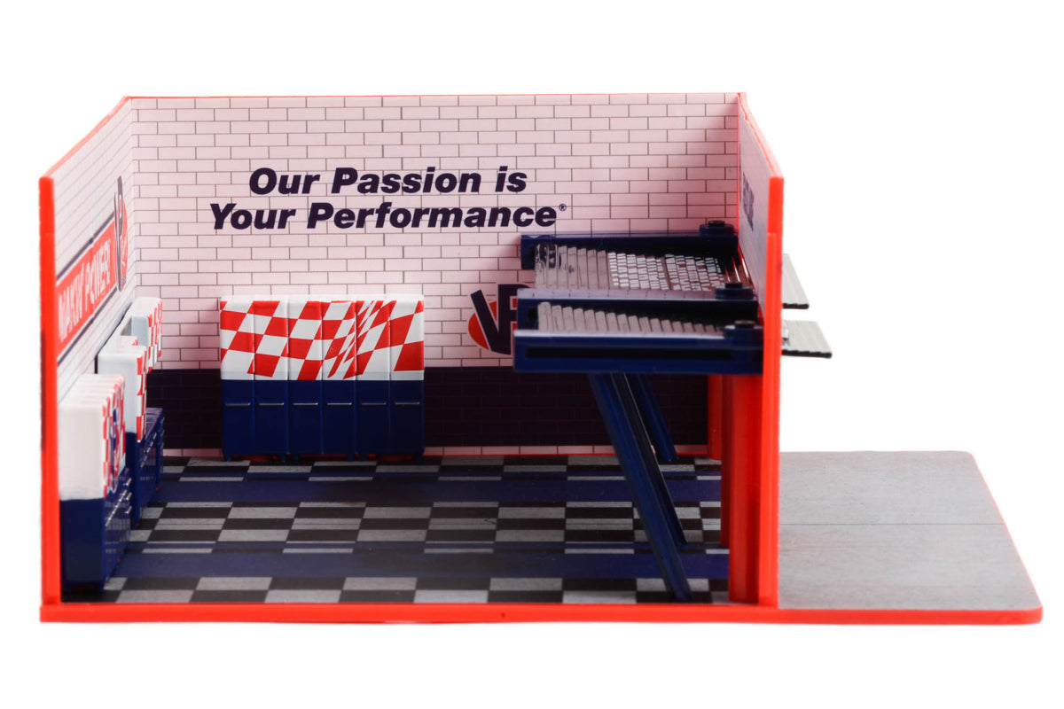 Weekend Workshop - VP Racing Fuels Garage (Series 10)