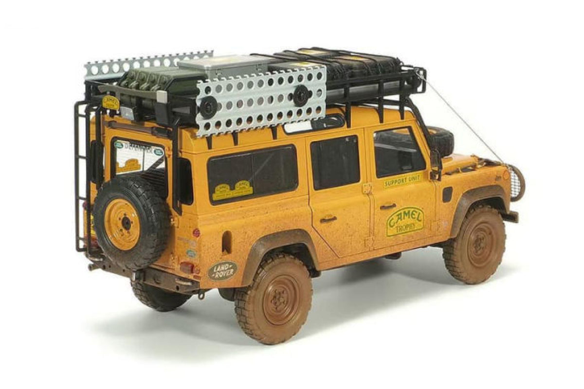 1:18 - Land Rover Defender 110 "Camel Trophy" Support Unit, Sabah-Malaysai 1993 (Dirty Version)
