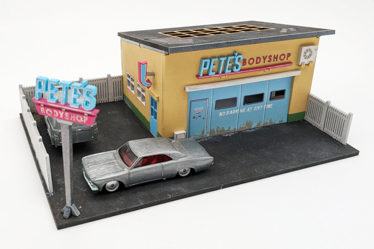 1:64 Diorama Kit - Pete's Bodyshop