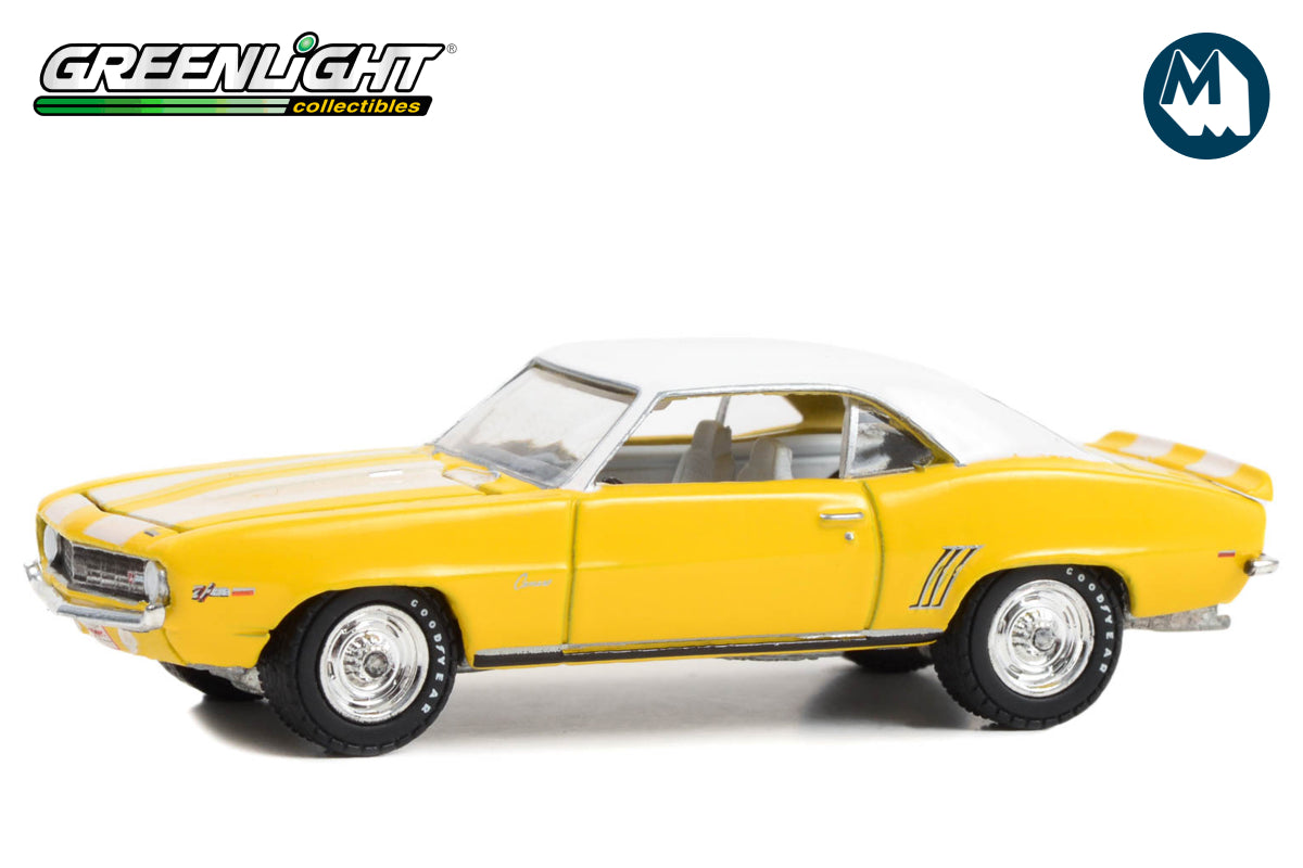 1969 Chevrolet Camaro Z/28 - Lot #1043 (Daytona Yellow with White Interior)