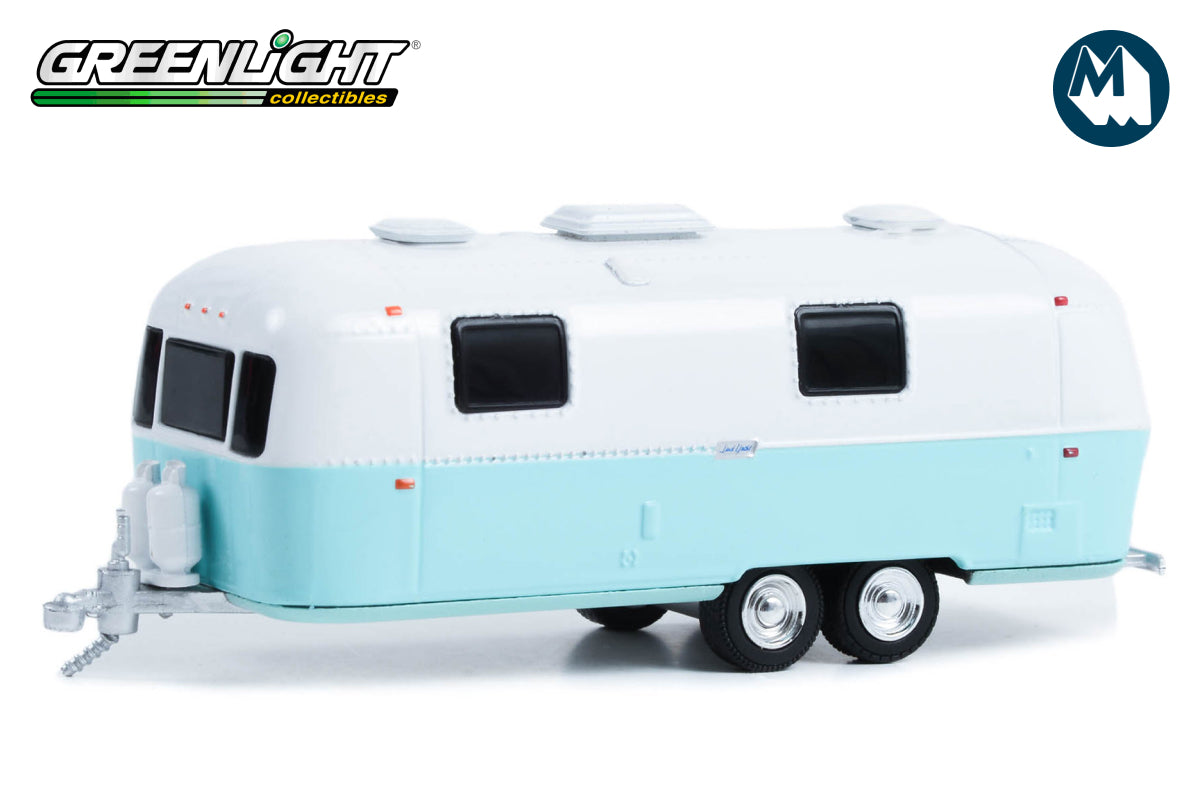 1971 Airstream Double-Axle Land Yacht Safari - Custom White and Seafoam