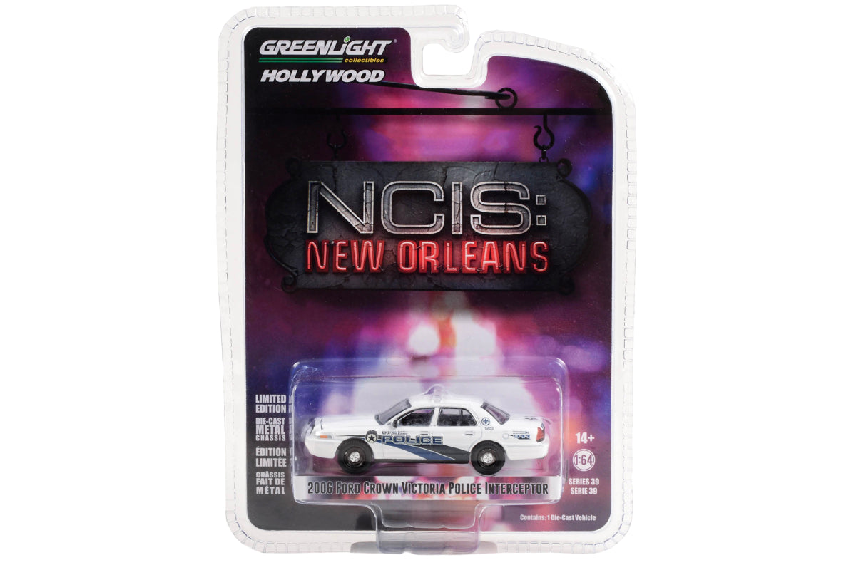 NCIS: New Orleans / 2006 Ford Crown Victoria Police Interceptor - New Orleans Police