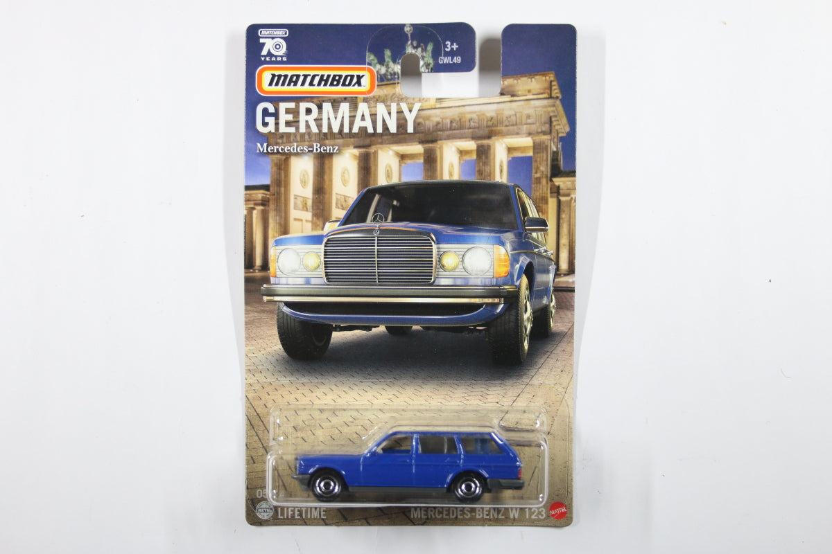 2023 #05 - 1980 Mercedes-Benz W123 Wagon (Blue)