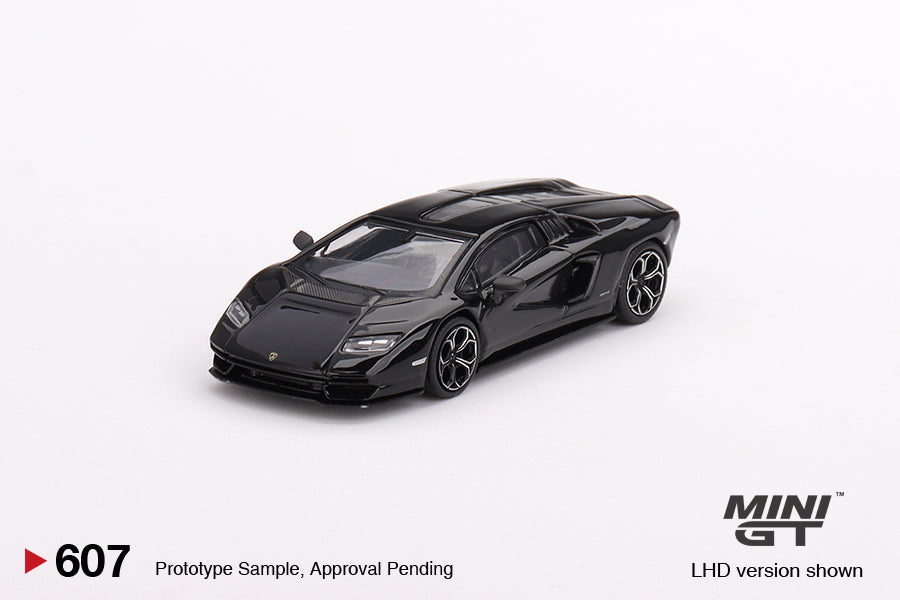 #607 - Lamborghini Countach LPI 800-4 Nero Maia