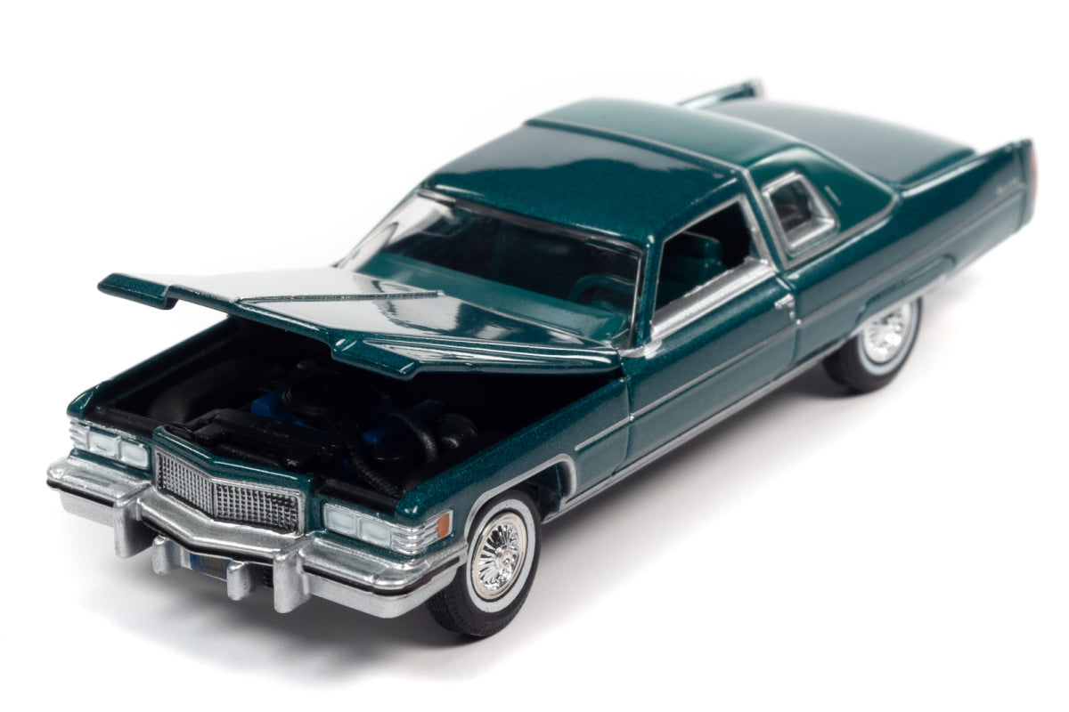 1976 Cadillac Coupe DeVille (Greenbriar Firemist Poly)