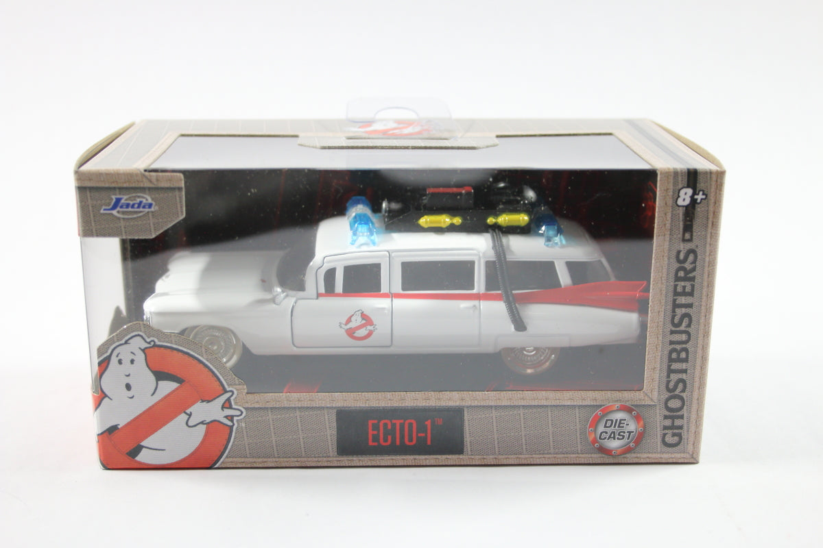 1:32 - Ecto-1 / Ghostbusters