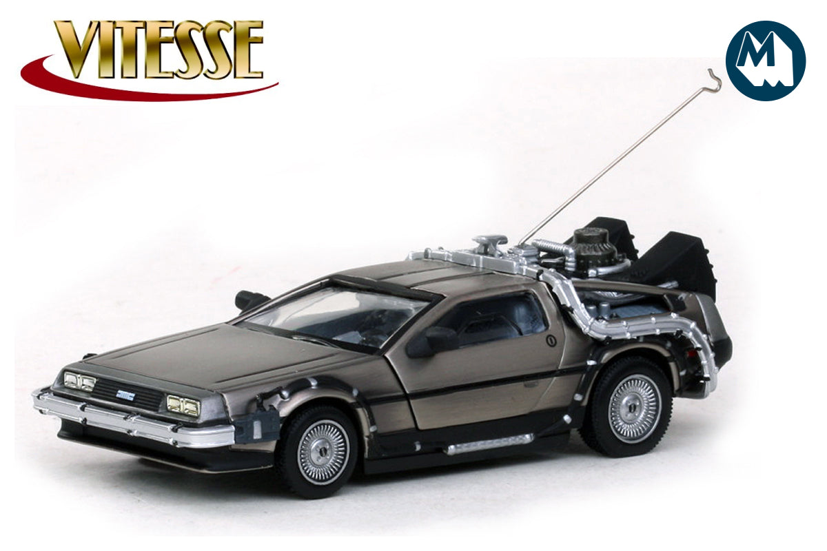 1:43 - DeLorean DMC 12 / Back to the Future Part I Time Machine