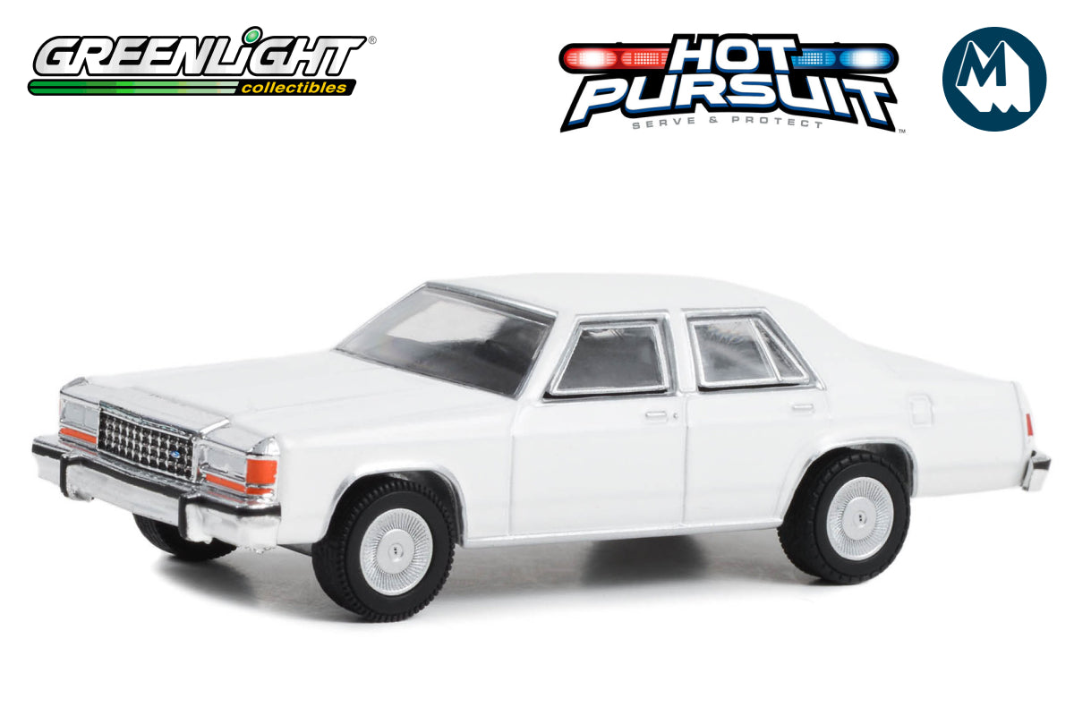 Hot Pursuit 1980-91 Ford LTD Crown Victoria (White)
