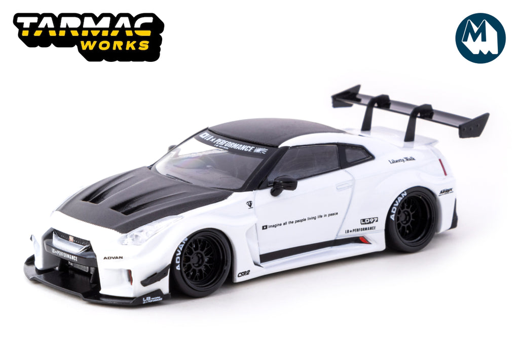 1:43 - LB-Silhouette Works GT Nissan 35GT-RR (White)