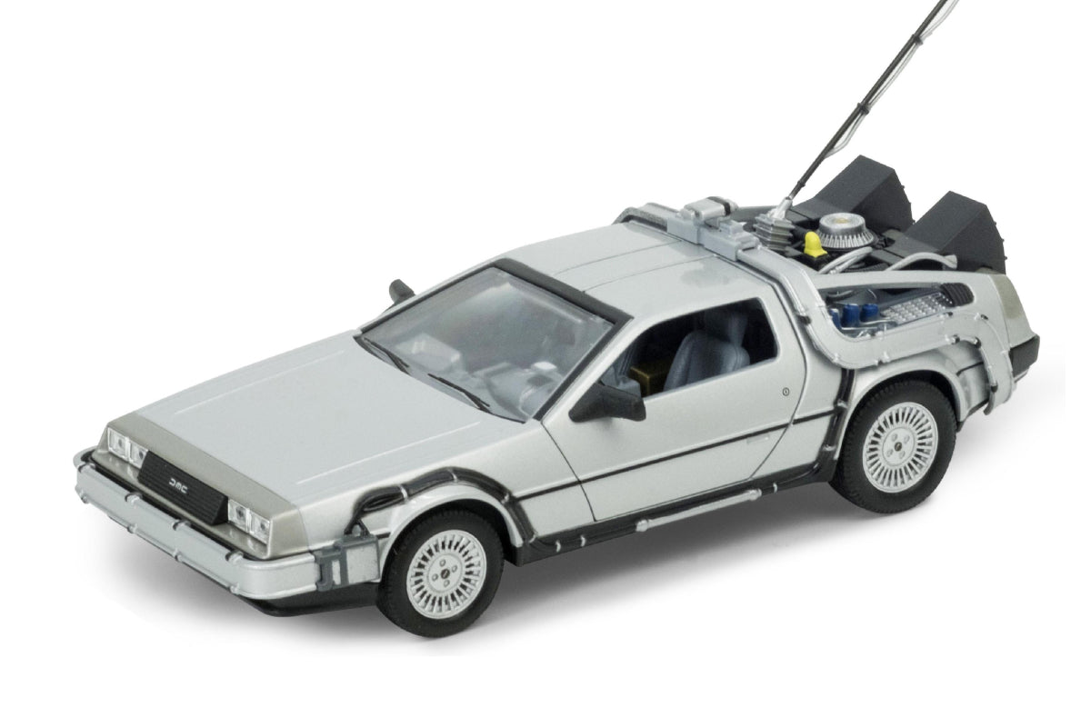 1:24 - DMC DeLorean Time Machine Gift Box / Back to the Future I, II & II