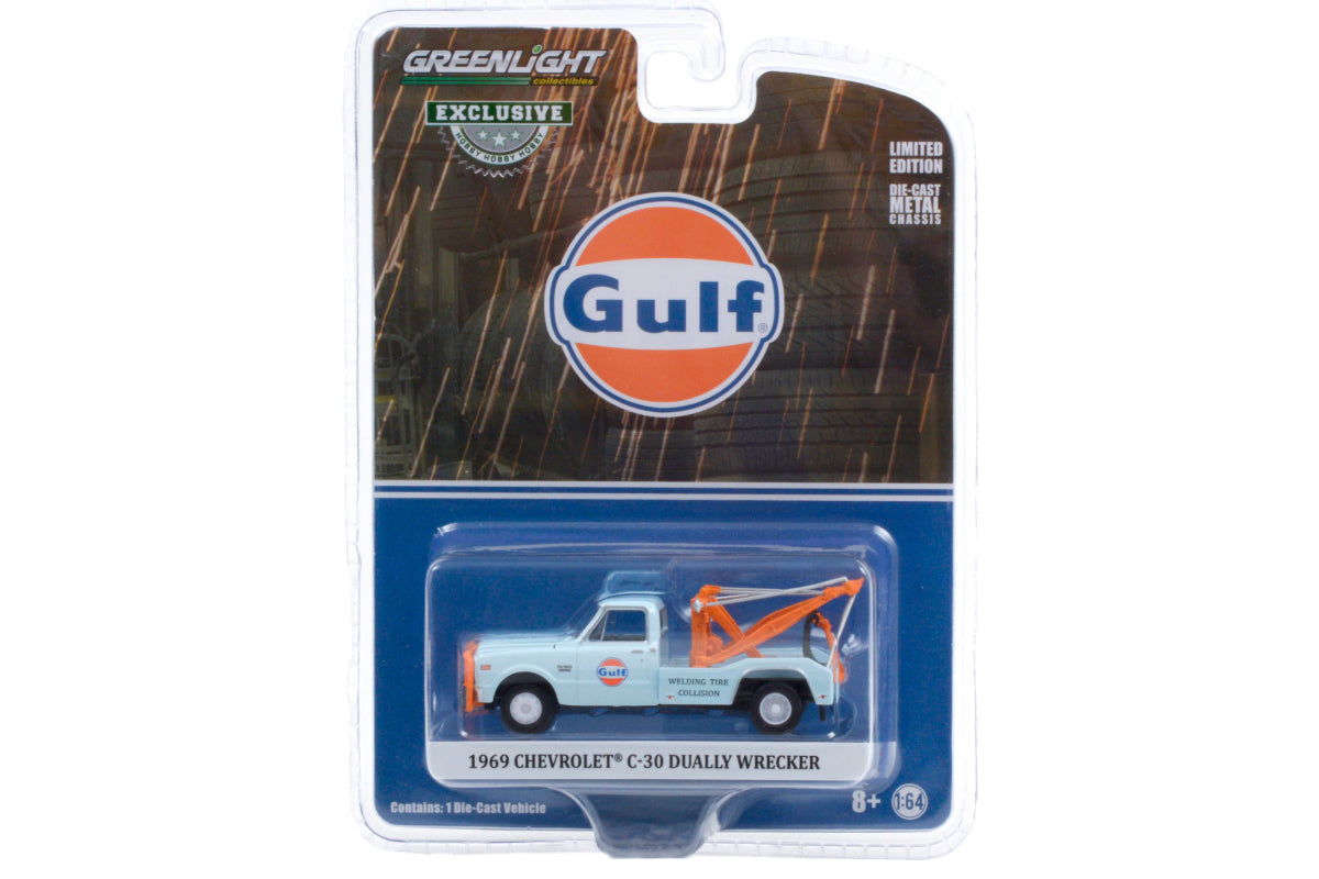 1969 Chevrolet C-30 Dually Wrecker - Gulf Oil 'Welding Tire Collision'