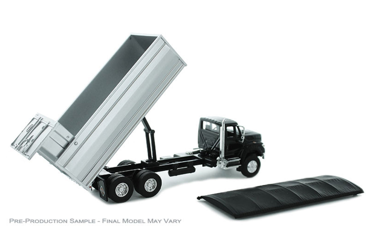 2018 International Workstar Grain Bed