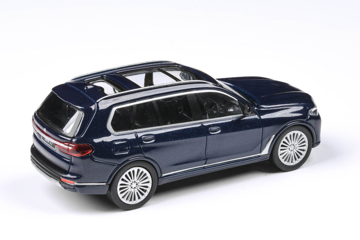 BMW X7 - Tanzanite Blue