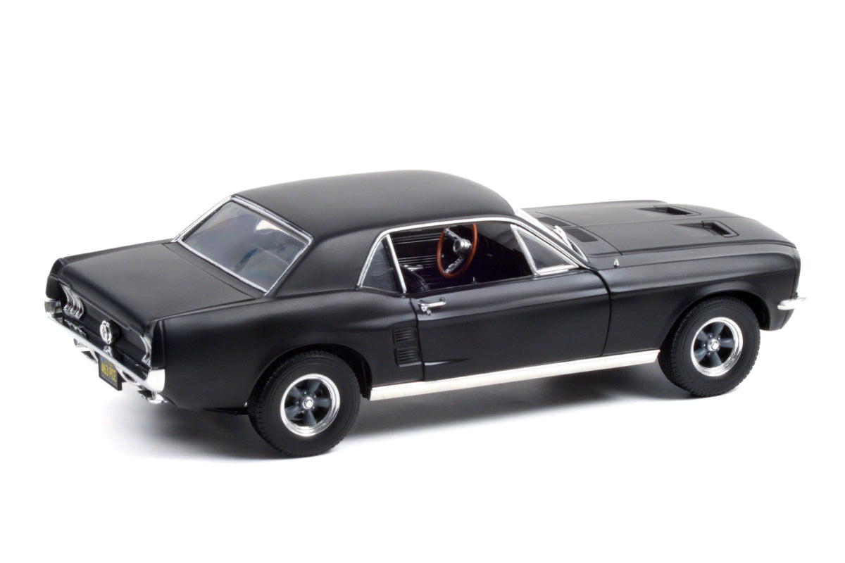 1:18 - Adonis Creed's 1967 Ford Mustang Coupe (Matte Black) / Creed