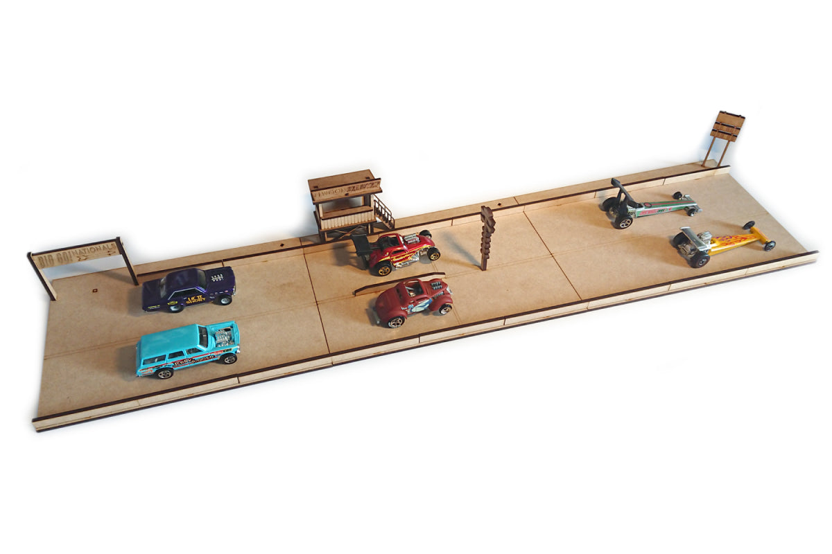 1:64 Diorama Kit - Dragstrip Extension