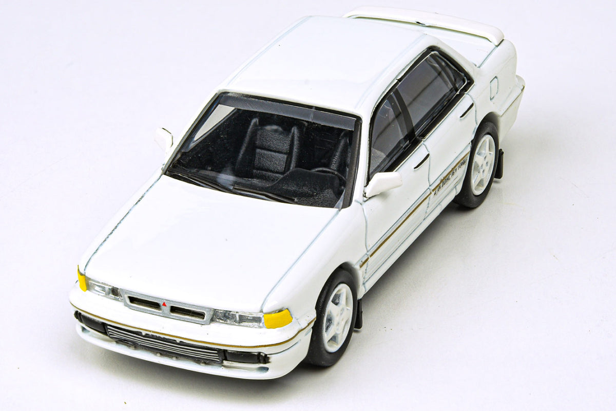 Mitsubishi Galant VR-4 (Sophia White)