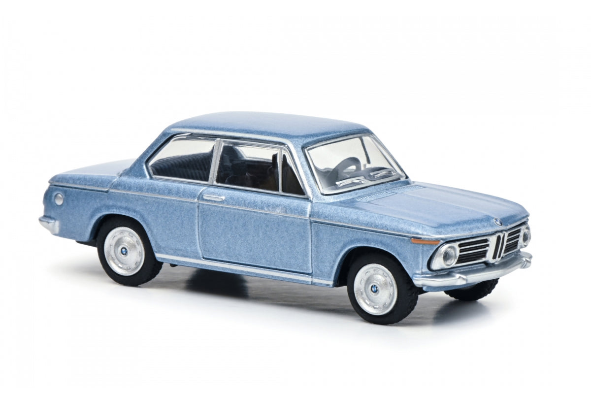 #06 - BMW 2002