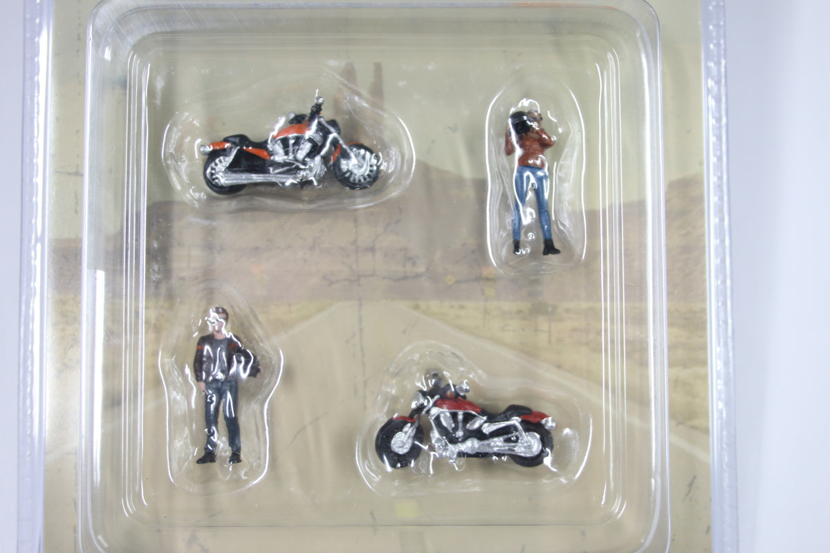 1:64 American Diorama Motomania #4 (AD-76504)