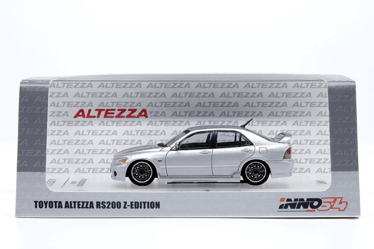 Toyota Altezza RS200 Z-Edition (with extra wheels and decals)