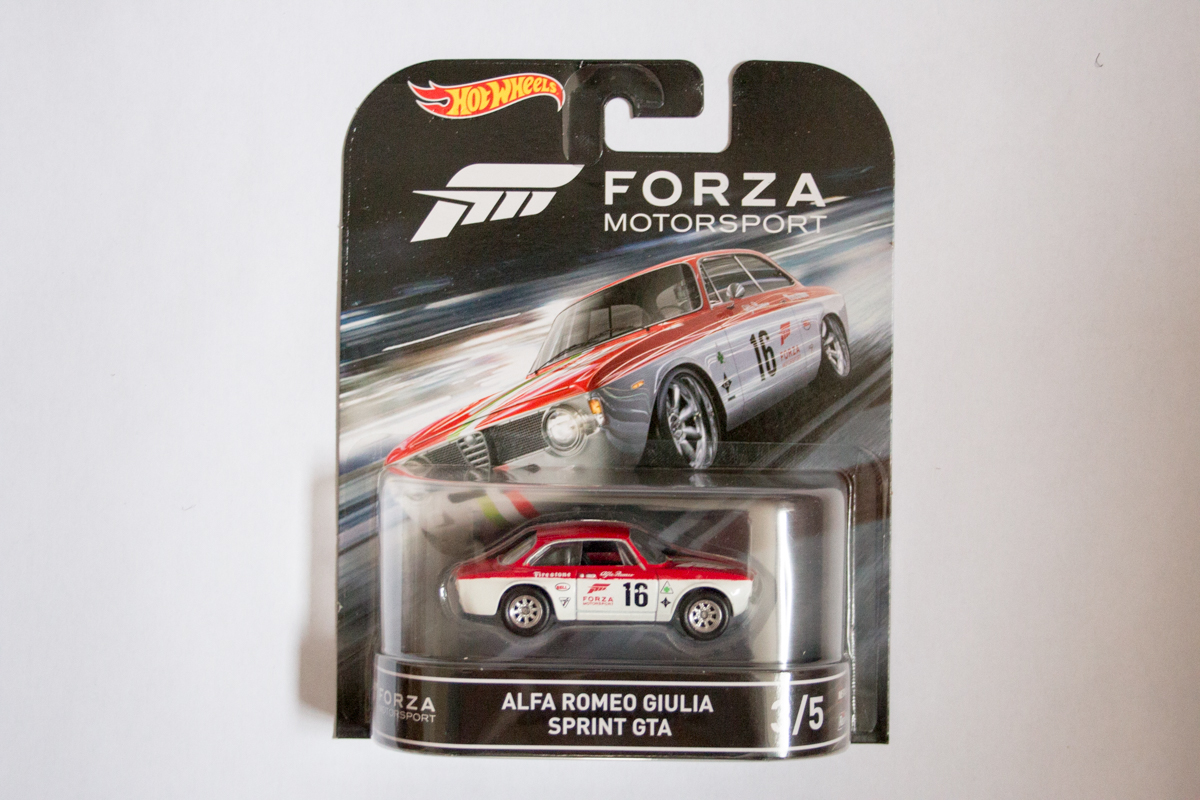 Hot Wheels Retro Entertainment 2016 Mix 4 / Forza - Alfa Romeo Giulia Sprint GTA