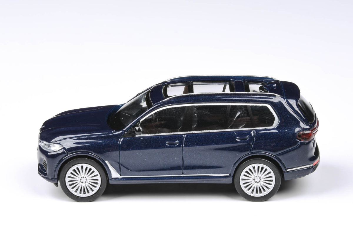 BMW X7 - Tanzanite Blue
