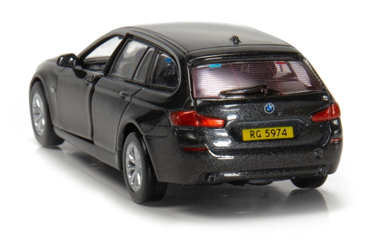 BMW 5 Series F11 (Unmarked Hong Kong Traffic Police, Brown)