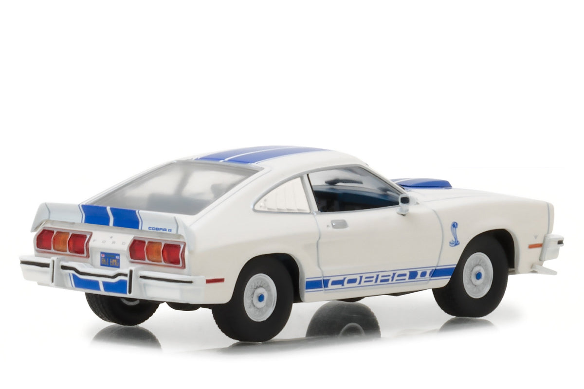 1:43 - Charlie's Angels / 1976 Ford Mustang II Cobra II