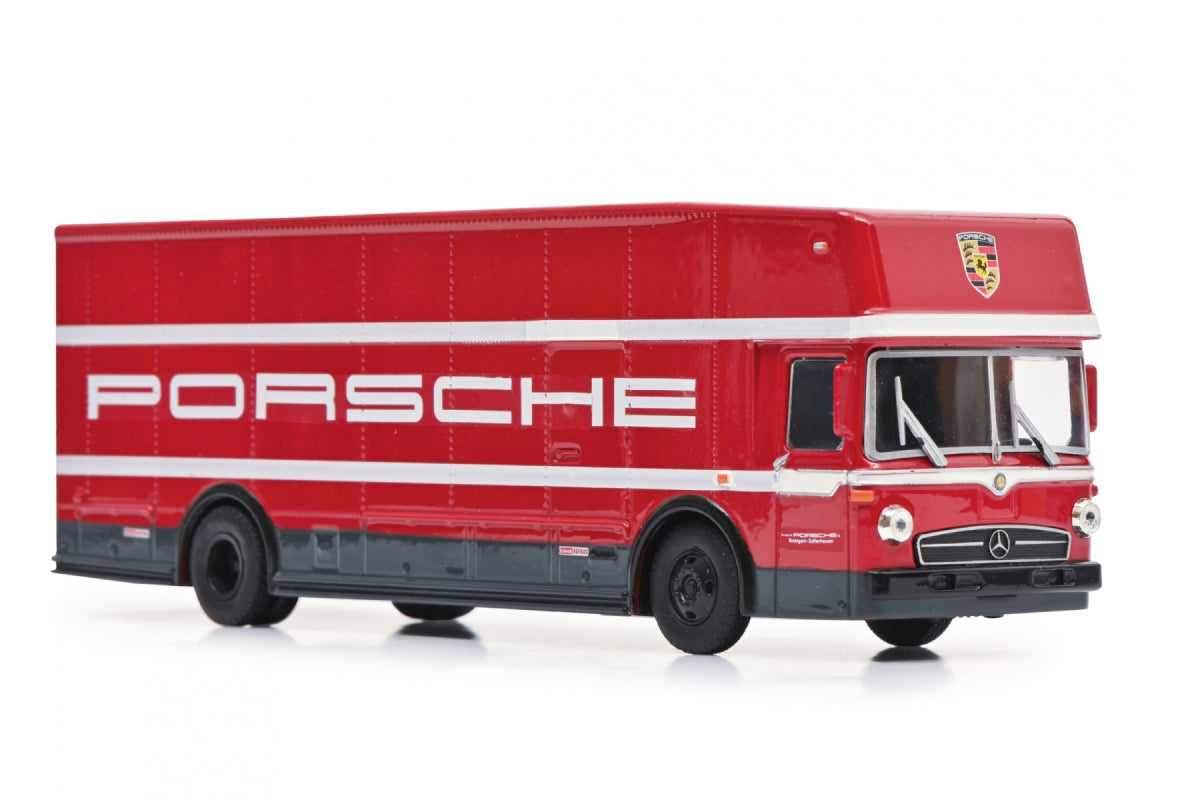 Mercedes-Benz Car Transporter - Porsche Racing