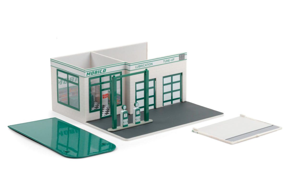 Vintage Gas Station Mobico / Christine (Series 7)