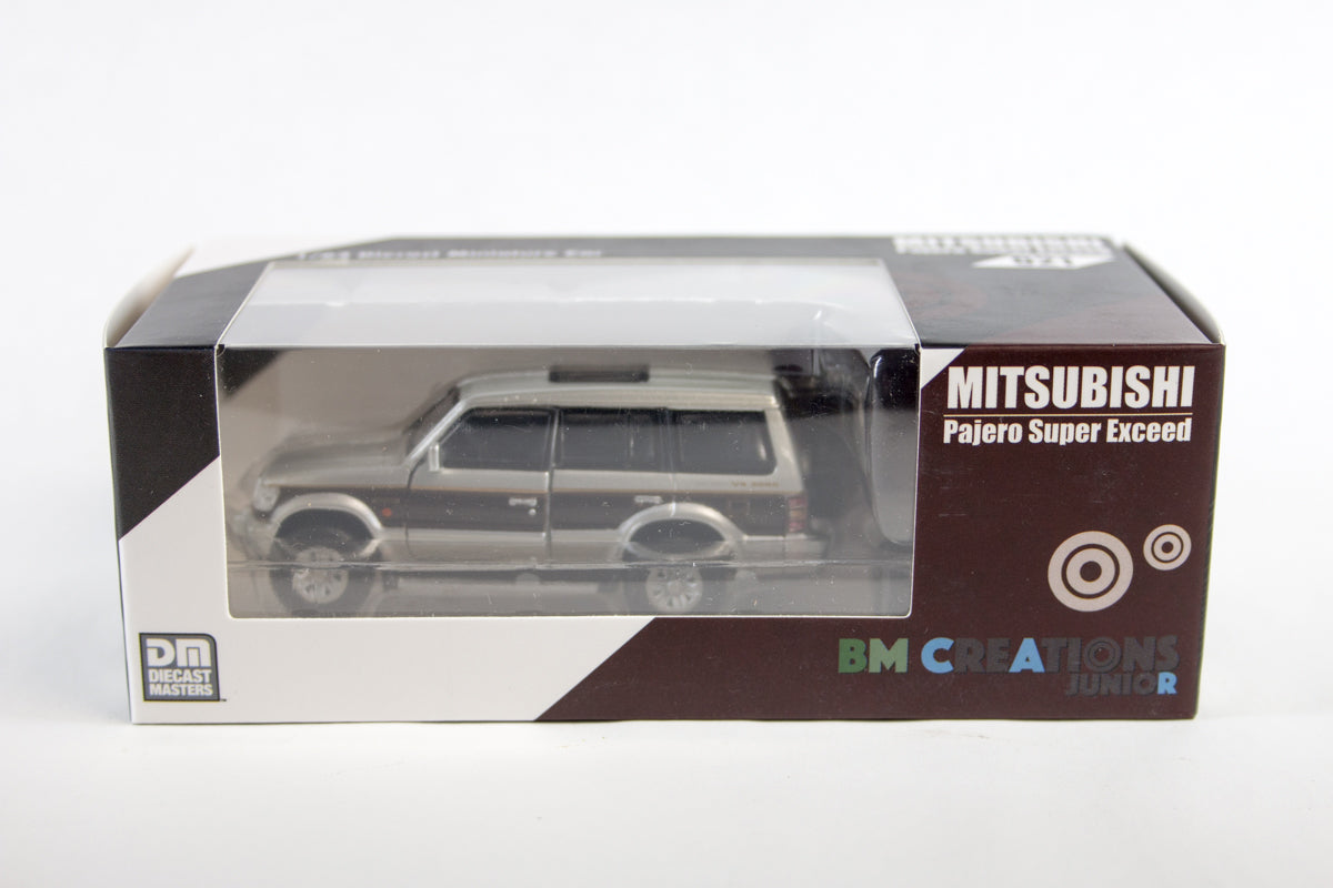 Mitsubishi Pajero - Brown Stripe