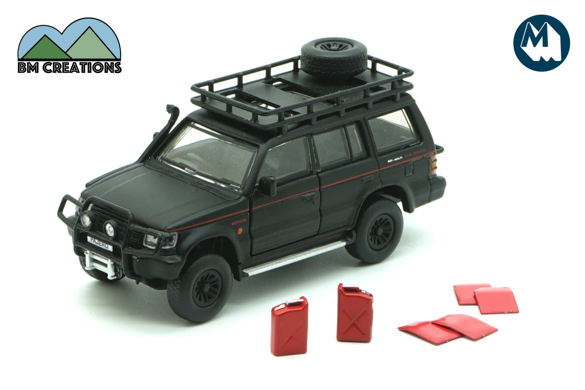 Mitsubishi Pajero 2nd Generation - Jungle Pack (Matte Black)