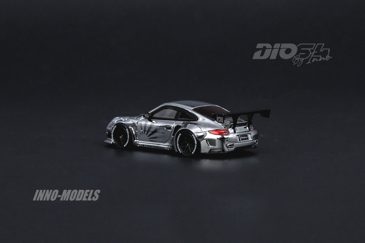 Liberty Walk Auto Salon Diorama, including LBWK Chrome and 3 figures