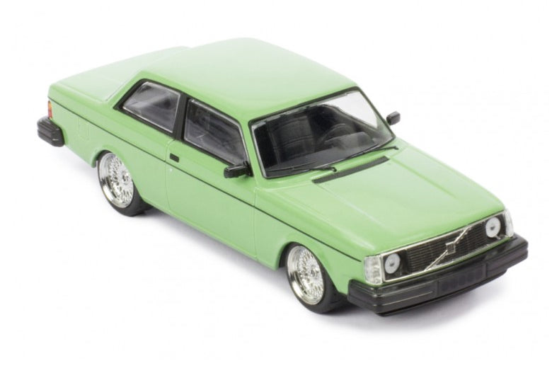 1:43 - Volvo 242 1980 (Green)
