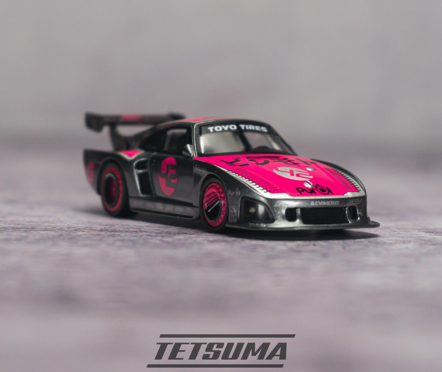 Bisimoto Engineering 935 K3V EVMOTO (Metallic Grey with Pink Livery)