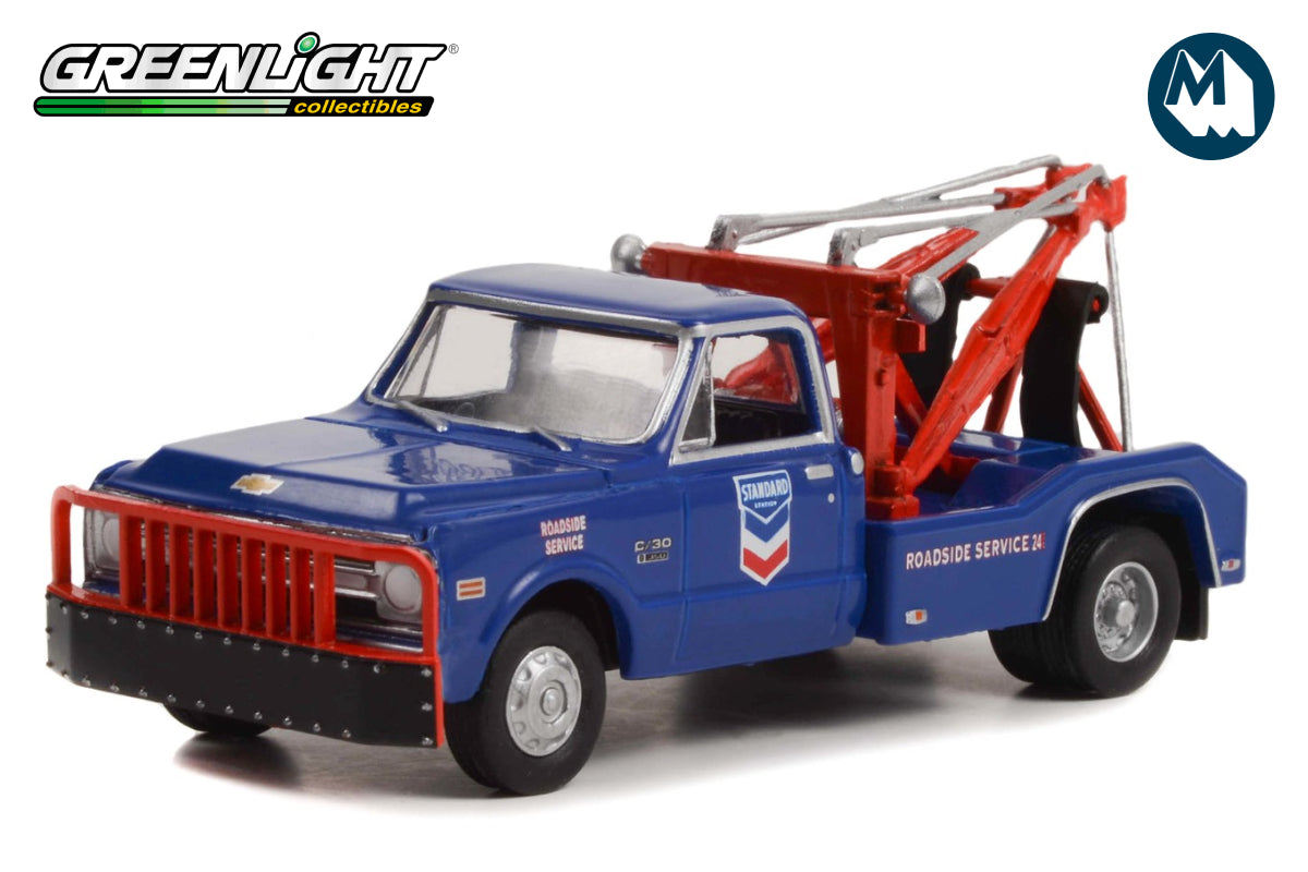 1969 Chevrolet C-30 Dually Wrecker / Standard Oil Company Roadside Service 24 Hour