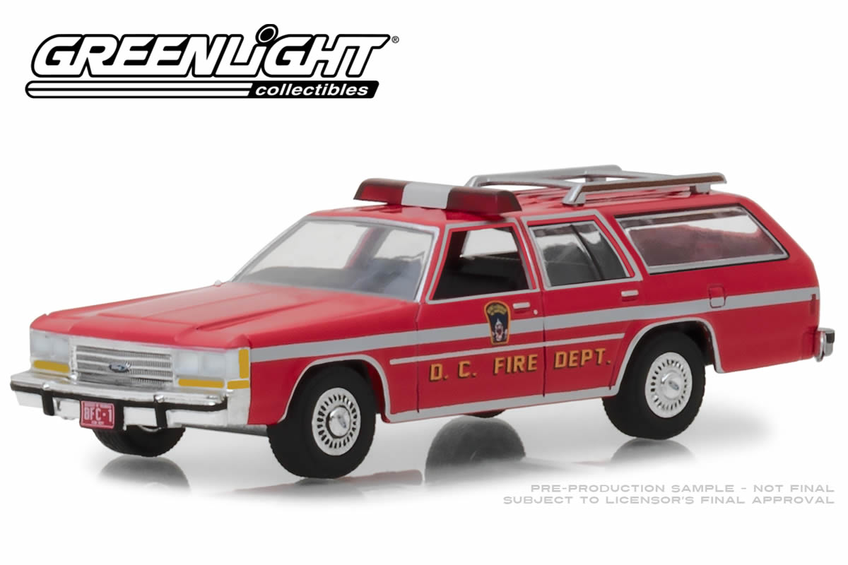 1990 Ford LTD Crown Victoria Wagon - Washington D.C. Fire Dept.
